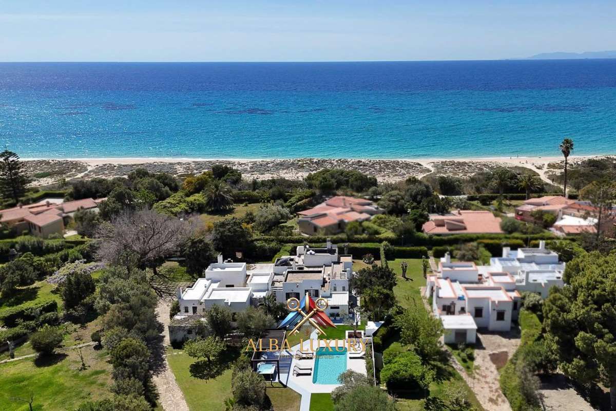Villa Cala Regina, Italia, 200 m² - imagen 1