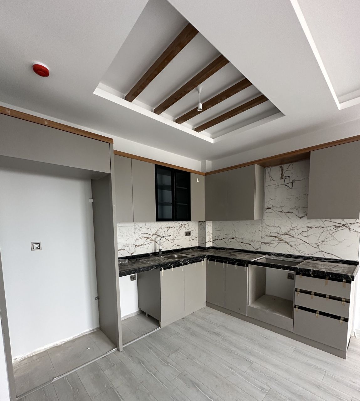 Piso en Mersin, Turquia, 61 m² - imagen 1