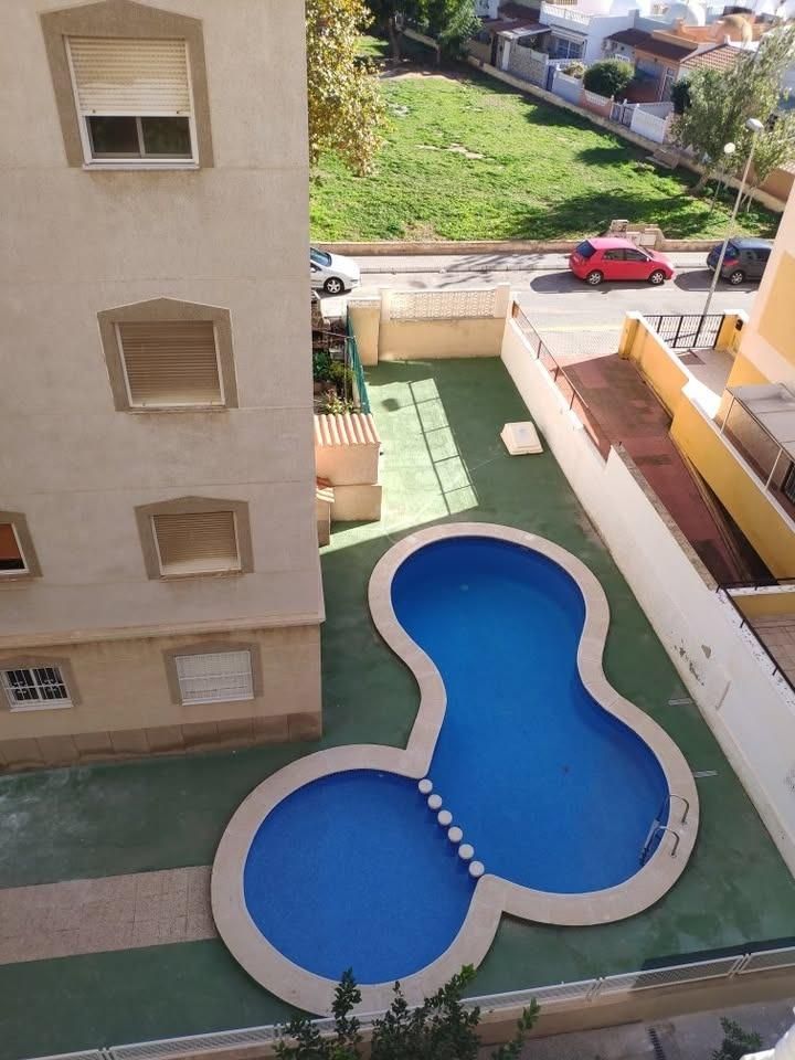 Appartamento a Torrevieja, Spagna, 54 m² - foto 1