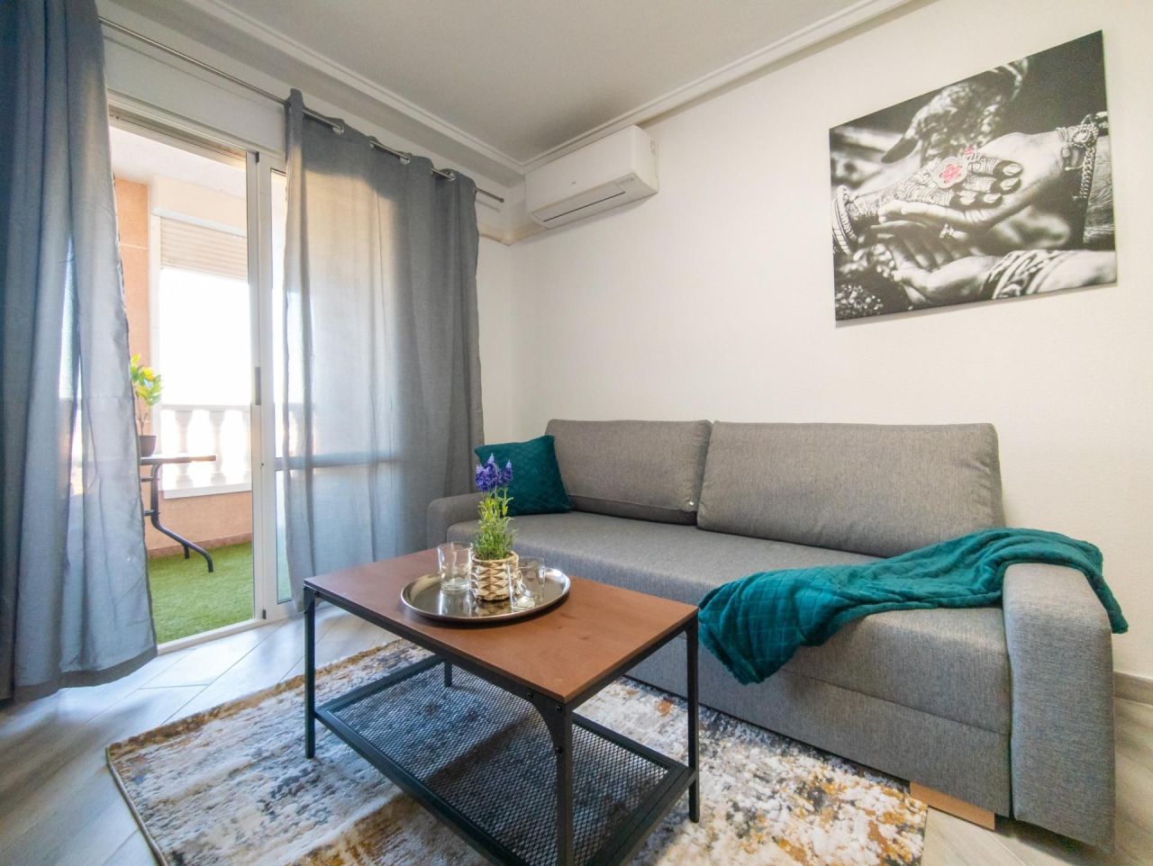 Wohnung in Torrevieja, Spanien, 61 m² - Foto 1