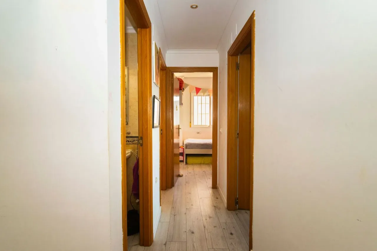 Appartement à Valence, Espagne, 67 m² - image 8