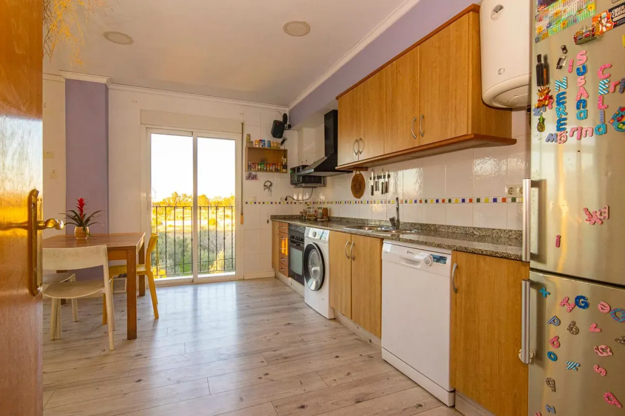 Appartement à Valence, Espagne, 67 m² - image 4