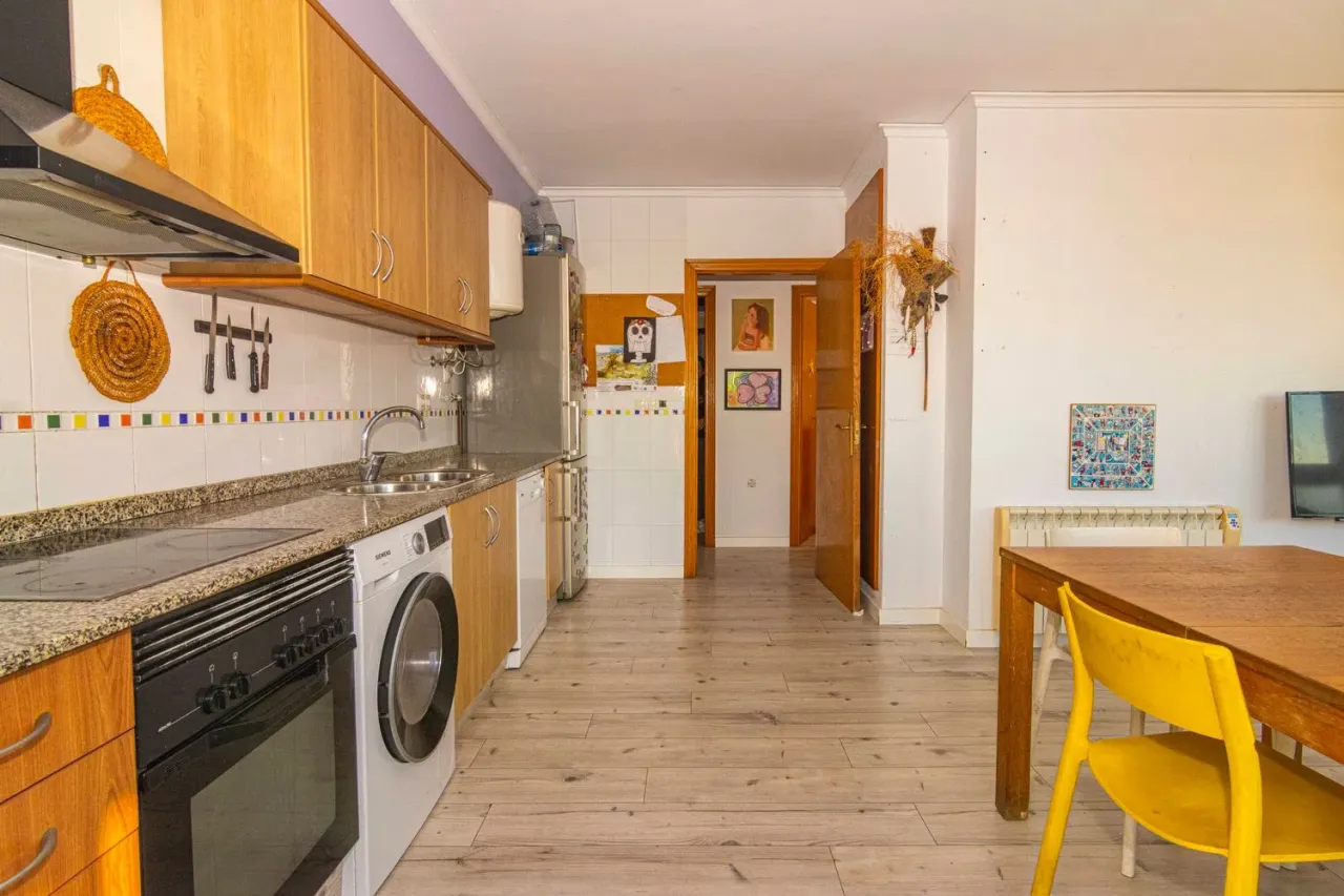 Appartement à Valence, Espagne, 67 m² - image 2