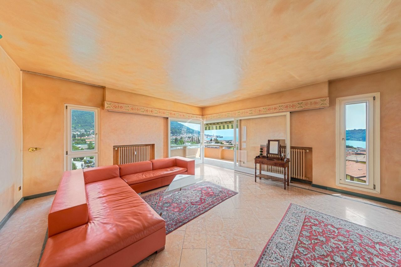 Ático por Lago de Garda, Italia, 171 m² - imagen 1