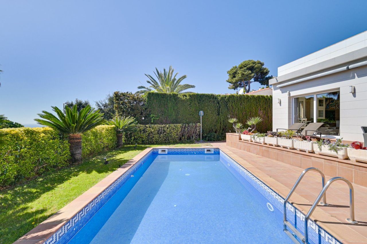 Casa en la Costa Brava, España, 224 m² - imagen 3