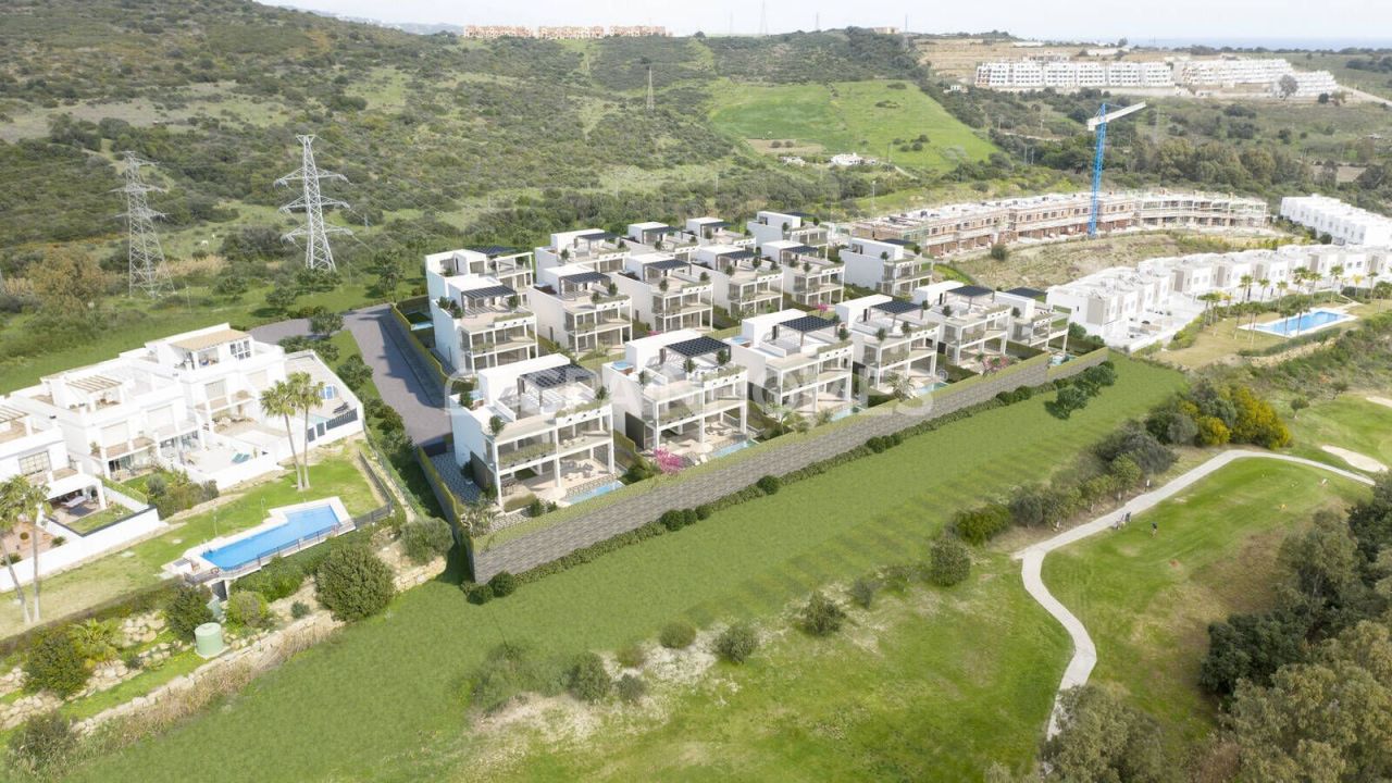 Villa in Estepona, Spain, 409 m² - picture 1
