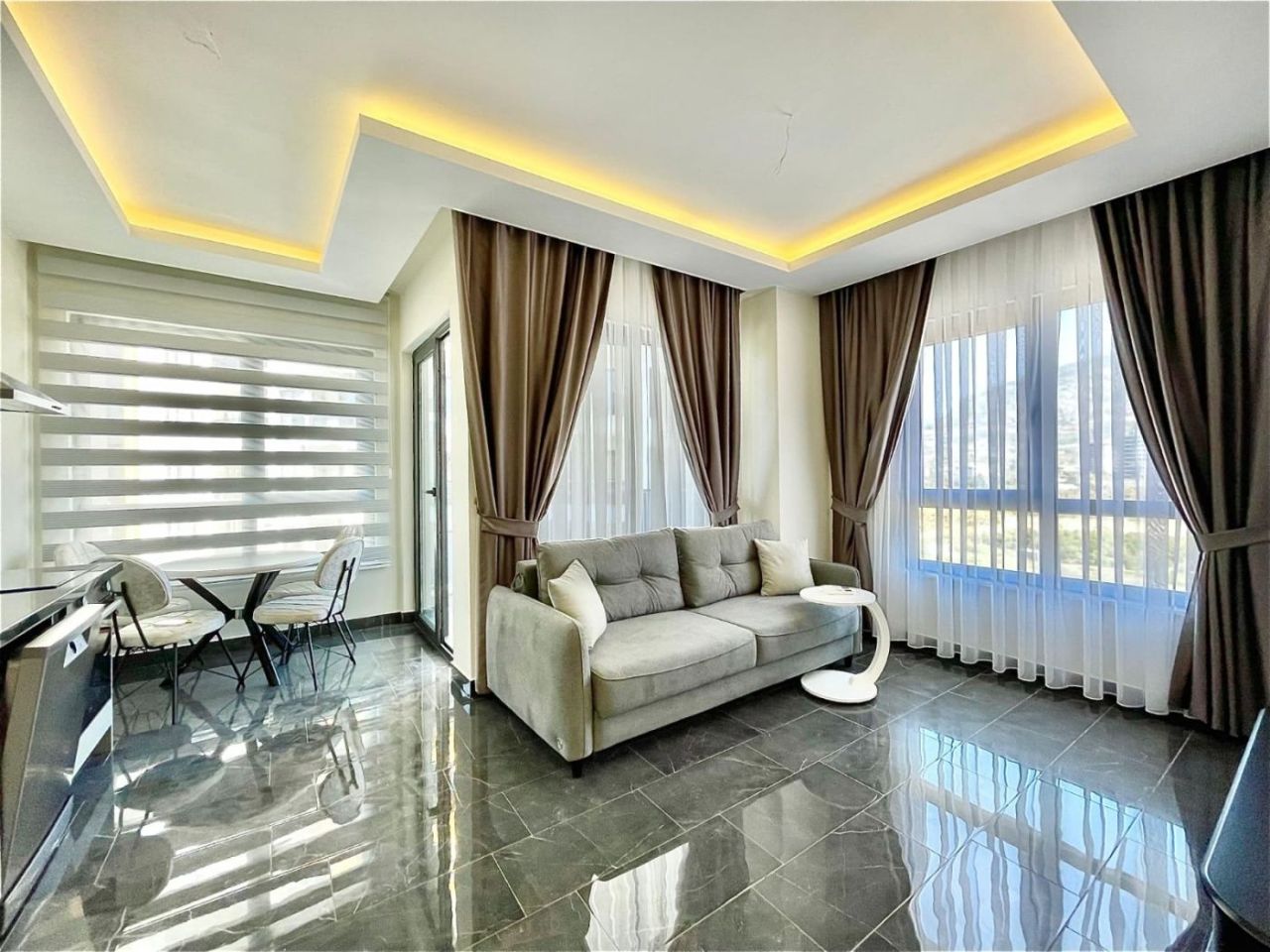 Flat in Alanya, Turkey, 60 m² - picture 1