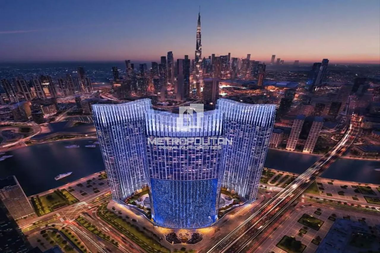 Apartment in Dubai, UAE, 39 m² - picture 1