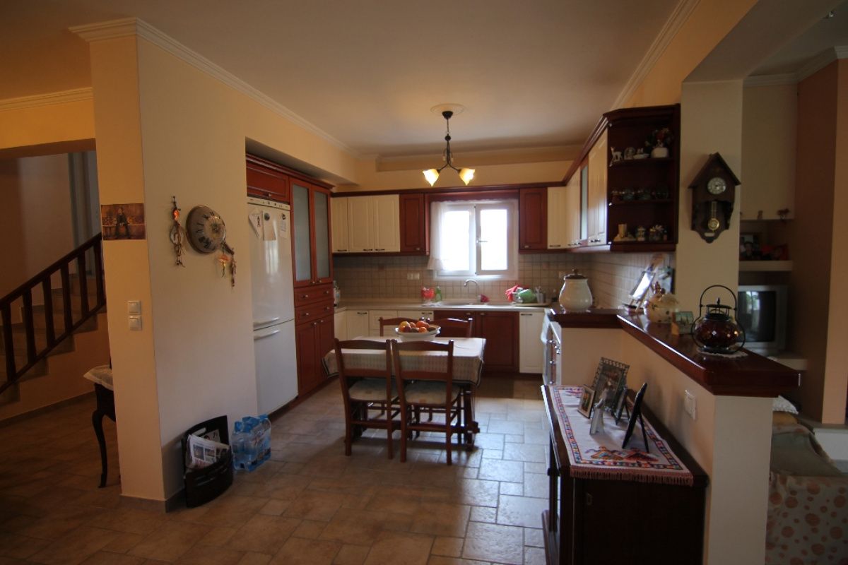 Haus in Ionische Inseln, Griechenland, 204 m² - Foto 6