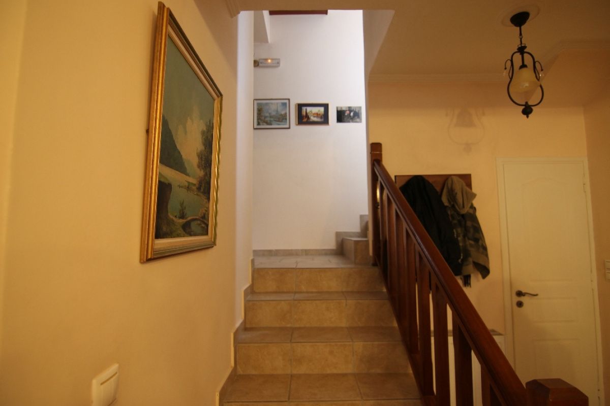 Haus in Ionische Inseln, Griechenland, 204 m² - Foto 9