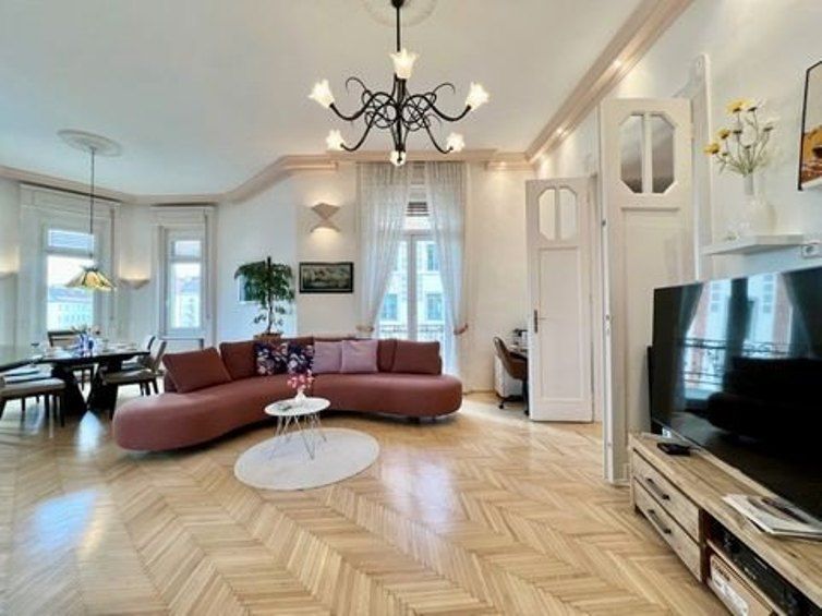Apartment in Budapest, Hungary, 134 m² - picture 1