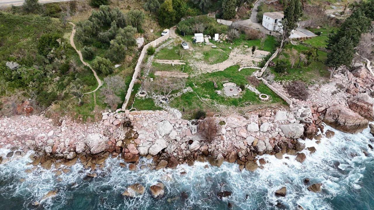 Land in Bar, Montenegro, 2 650 m² - picture 8