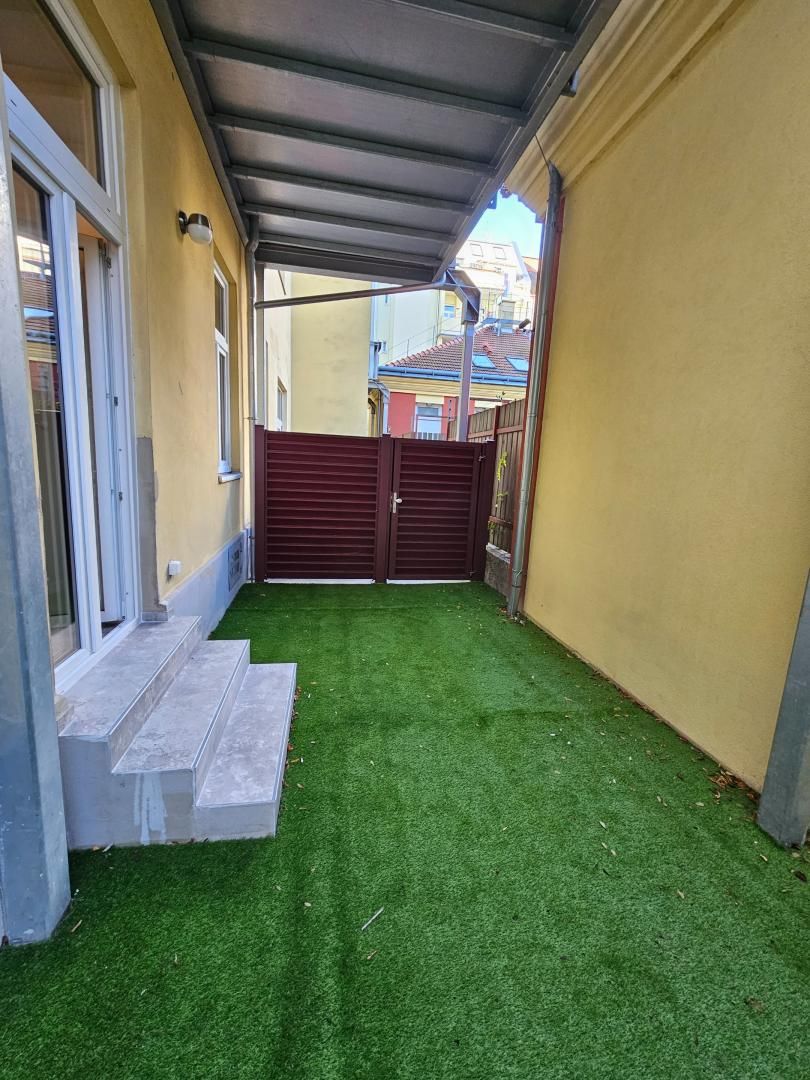 Flat in Vienna, Austria, 86 m² - picture 1