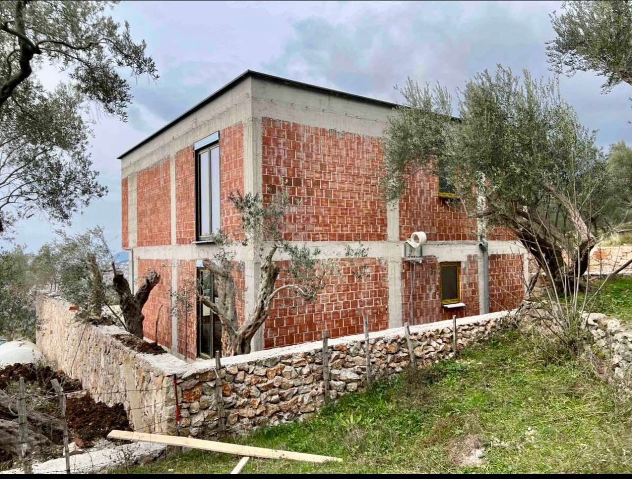 House in Bar, Montenegro, 210 m² - picture 2