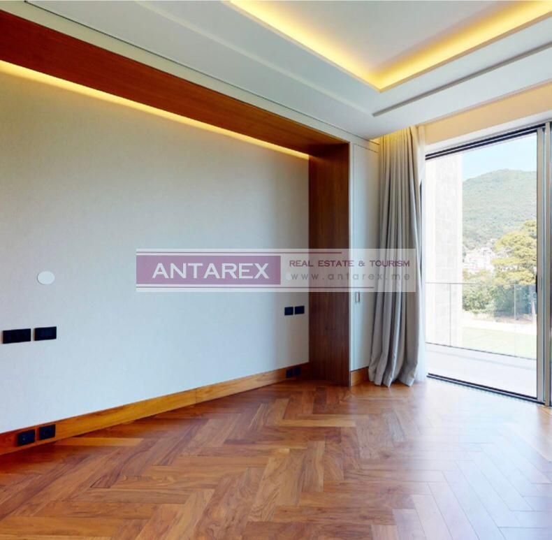 Apartamento en Tivat, Montenegro, 138 m² - imagen 4