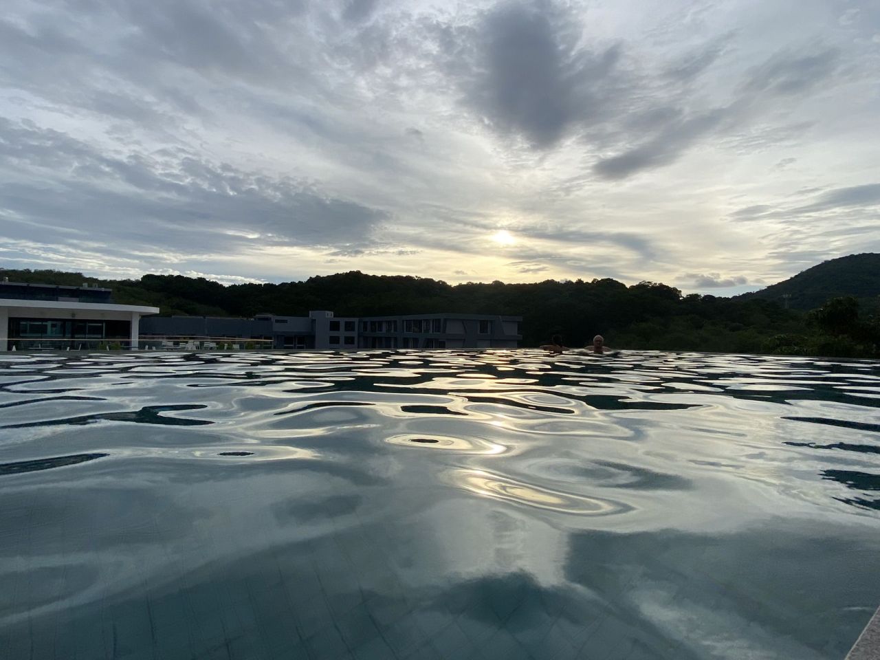 Estudio en Phuket, Tailandia, 29.67 m² - imagen 3