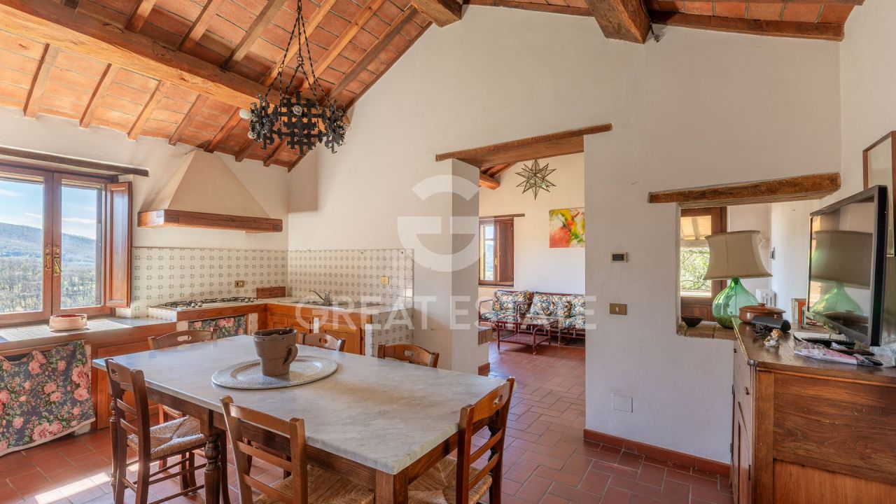 House in Magione, Italy, 741.9 m² - picture 11