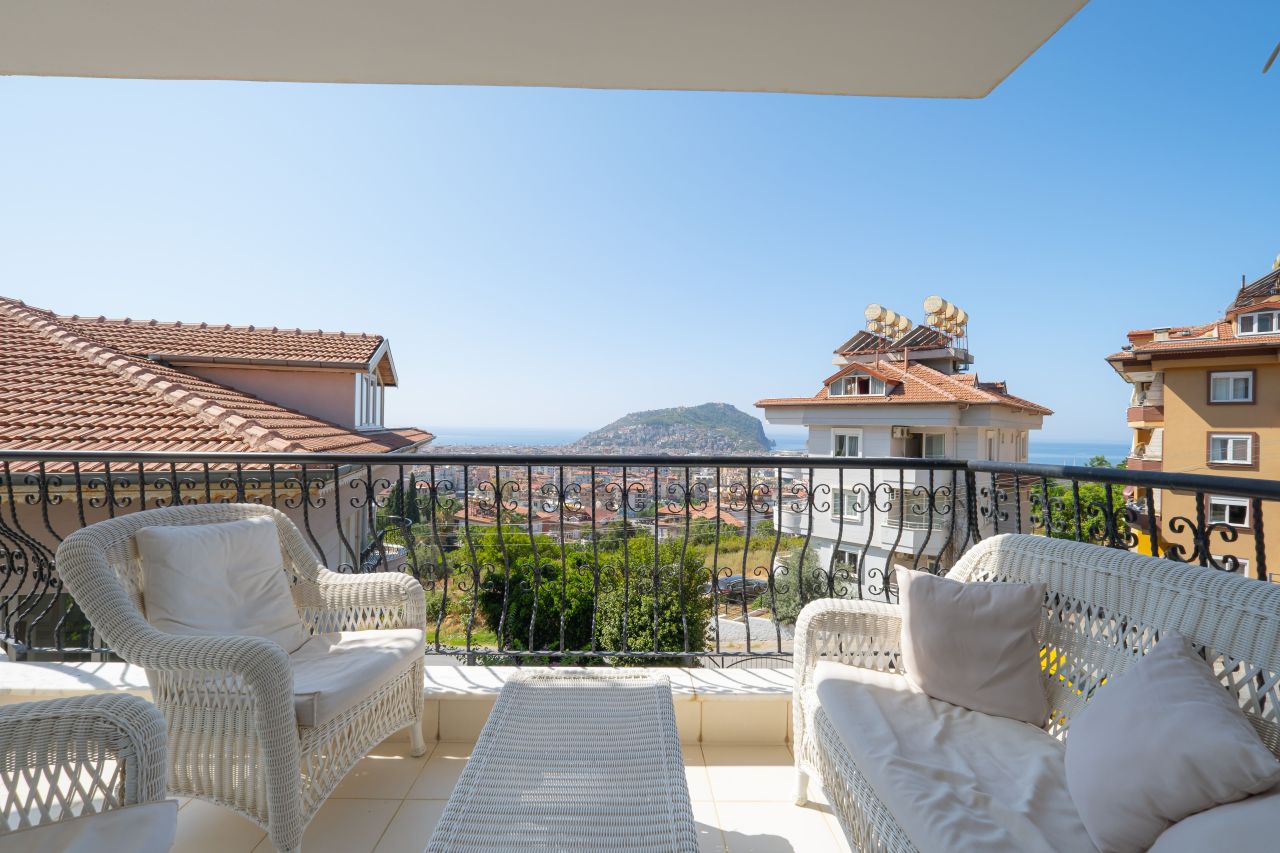 Flat in Alanya, Turkey, 110 m² - picture 1