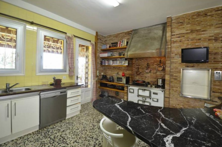 House in Sant Andreu de Llavaneres, Spain, 1 332 m² - picture 14