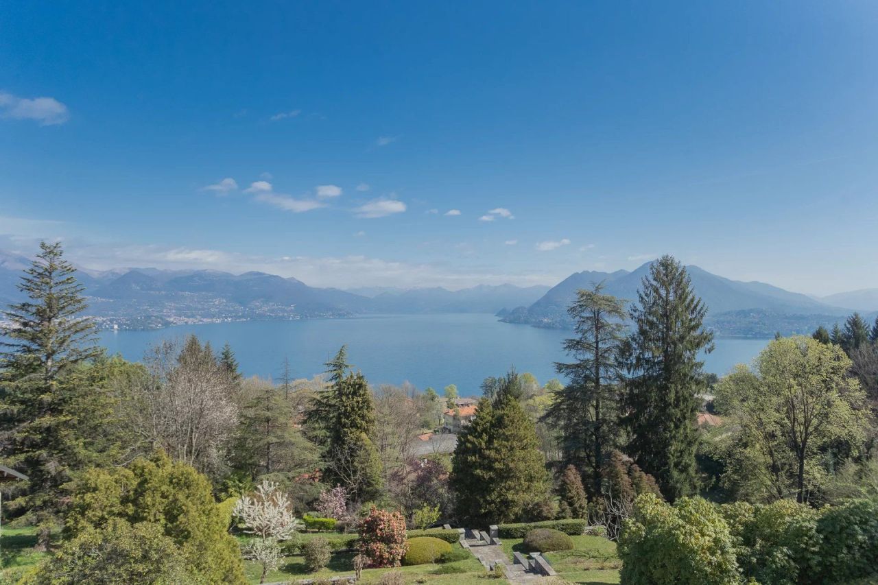 Villa in Stresa, Italy, 500 m² - picture 8