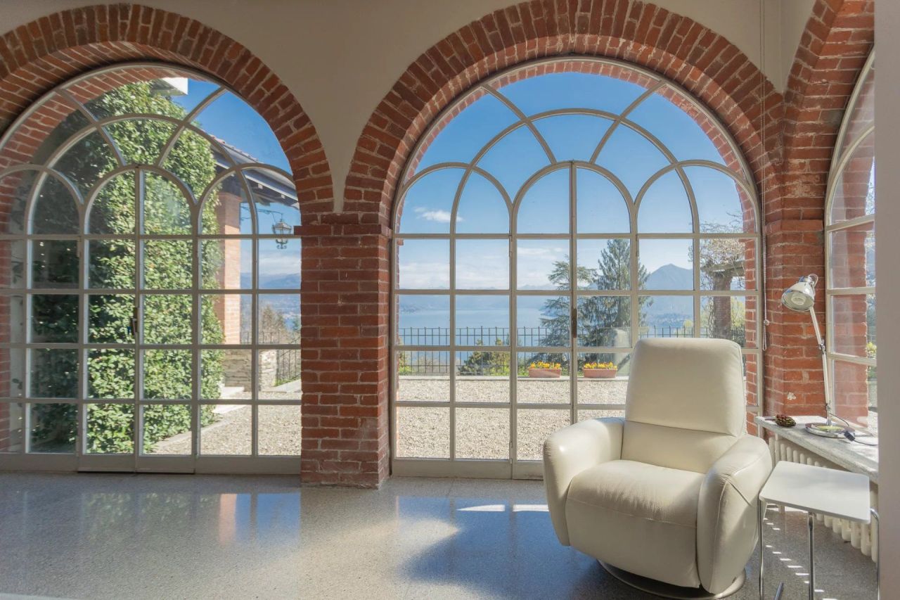Villa in Stresa, Italy, 500 m² - picture 7