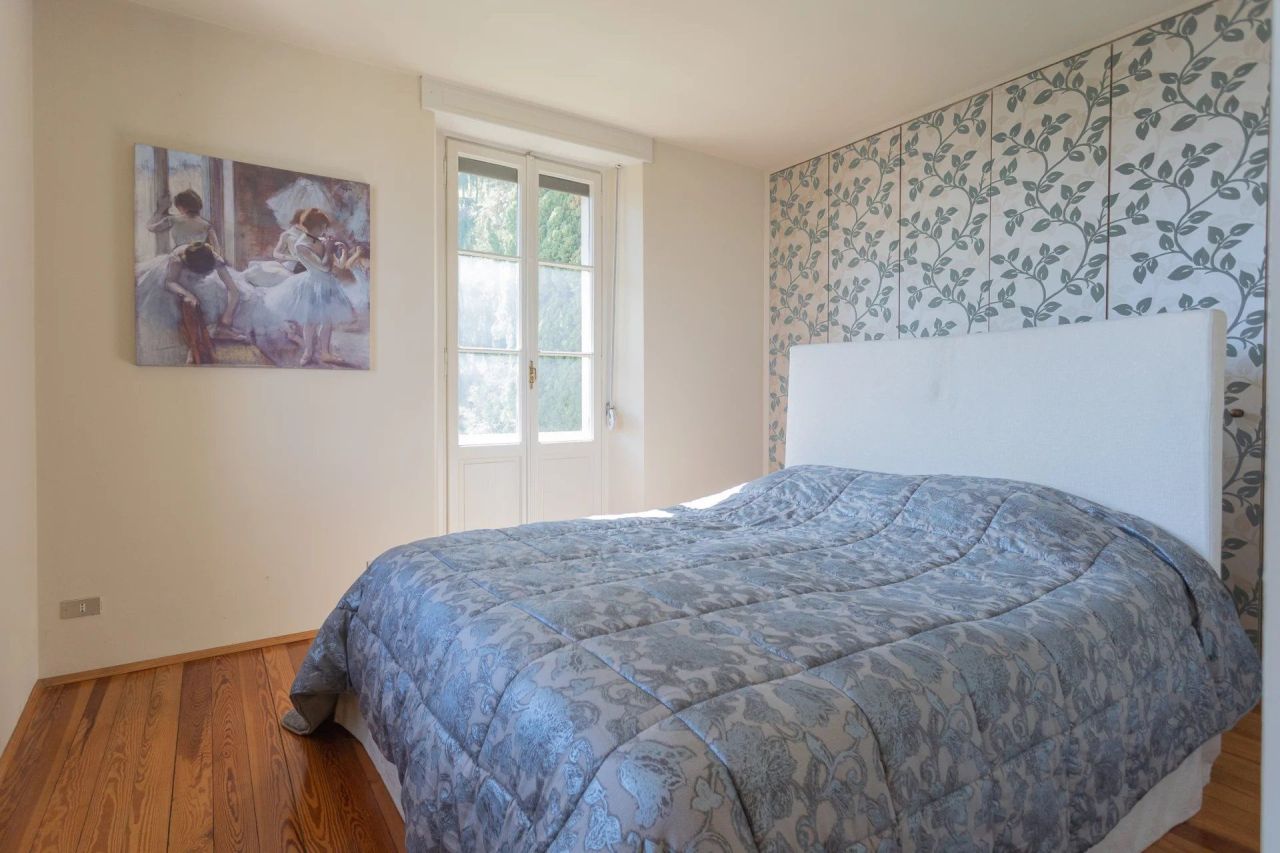 Villa in Stresa, Italy, 500 m² - picture 13