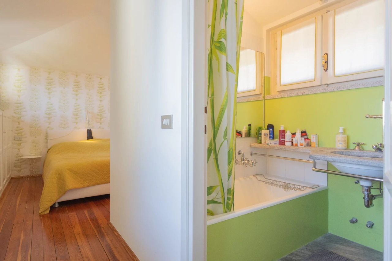 Villa in Stresa, Italy, 500 m² - picture 12