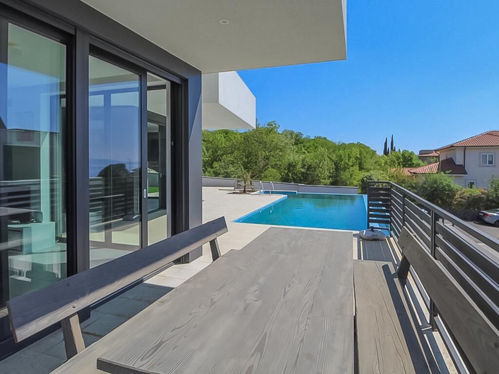 Villa Kostrena, Croacia, 330 m² - imagen 1
