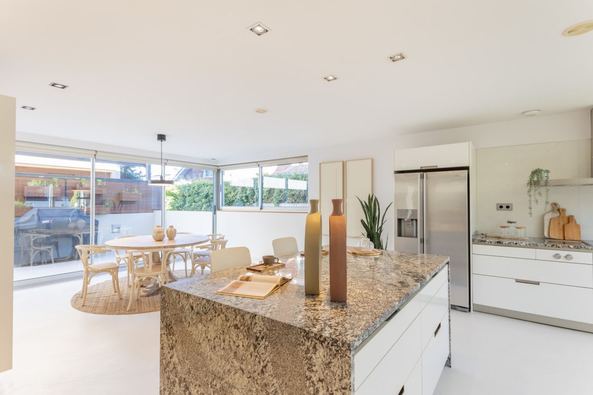 Maison à Barcelone, Espagne, 632 m² - image 3