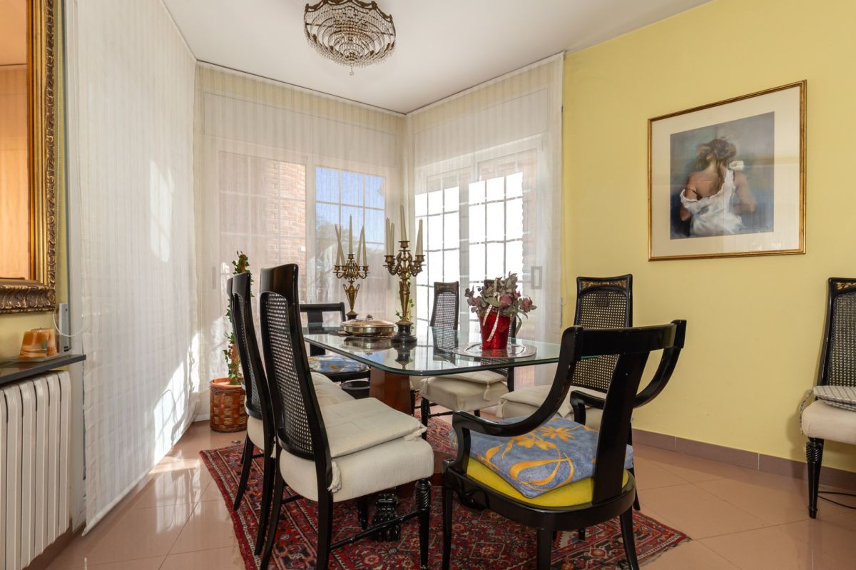 House in Barcelona, Spain, 375 m² - picture 4