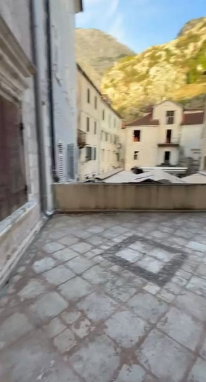 Maison à Kotor, Monténégro, 335 m² - image 4