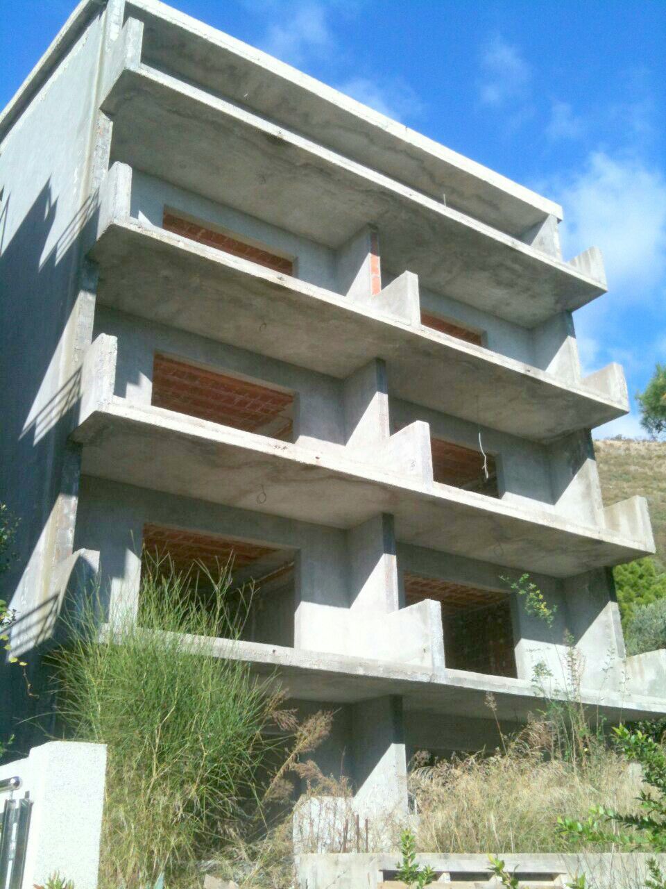 Commercial property in Petrovac, Montenegro, 789 m² - picture 1