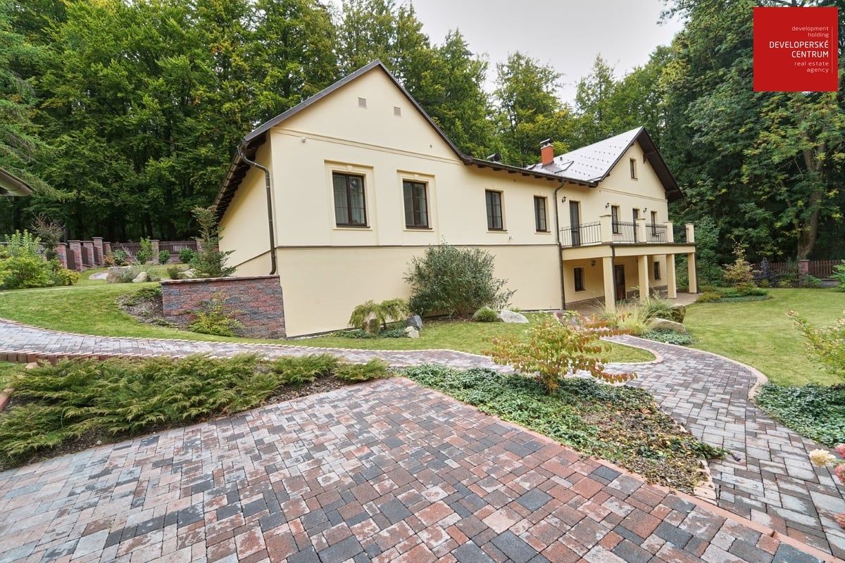 Villa à Marianske Lazne, Tchèque, 630 m² - image 1