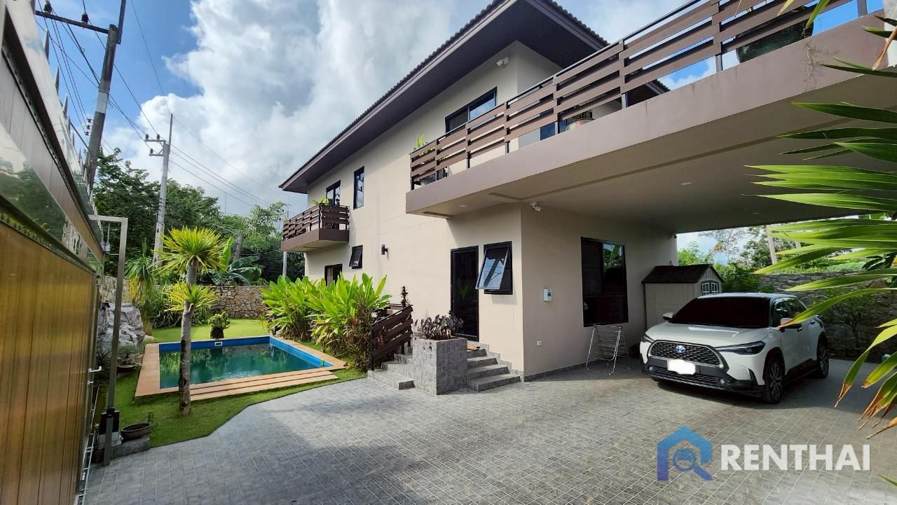Maison à Pattaya, Thaïlande, 240 m² - image 1