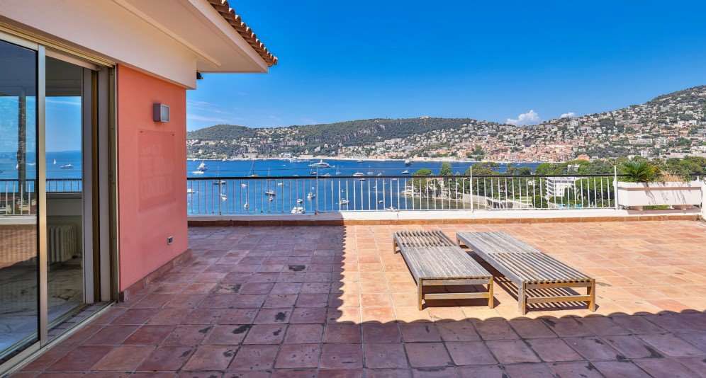 Appartement à Saint-Jean-Cap-Ferrat, France, 135.33 m² - image 2