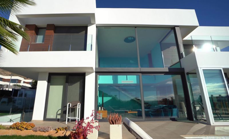 Villa in Sierra Cortina, Spain, 472 m² - picture 16