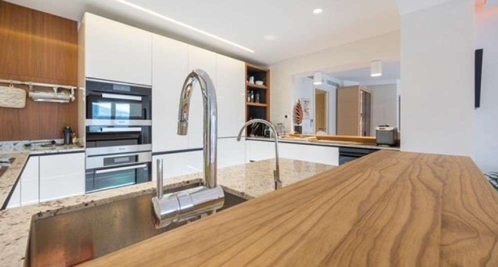 Townhouse in Villefranche-sur-Mer, France, 215 m² - picture 9