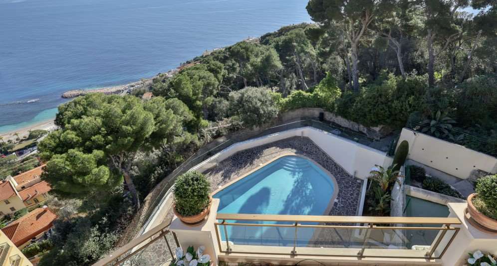 Apartment in Cap d'Ail, France, 170 m² - picture 7