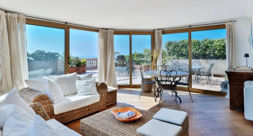 Apartment in Cap d'Ail, France, 170 m² - picture 1