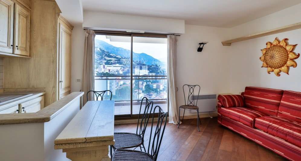 Apartment in Cap d'Ail, France, 170 m² - picture 12