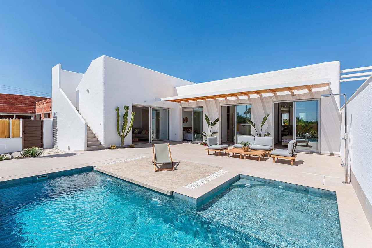 Villa à Benijófar, Espagne, 112 m² - image 1