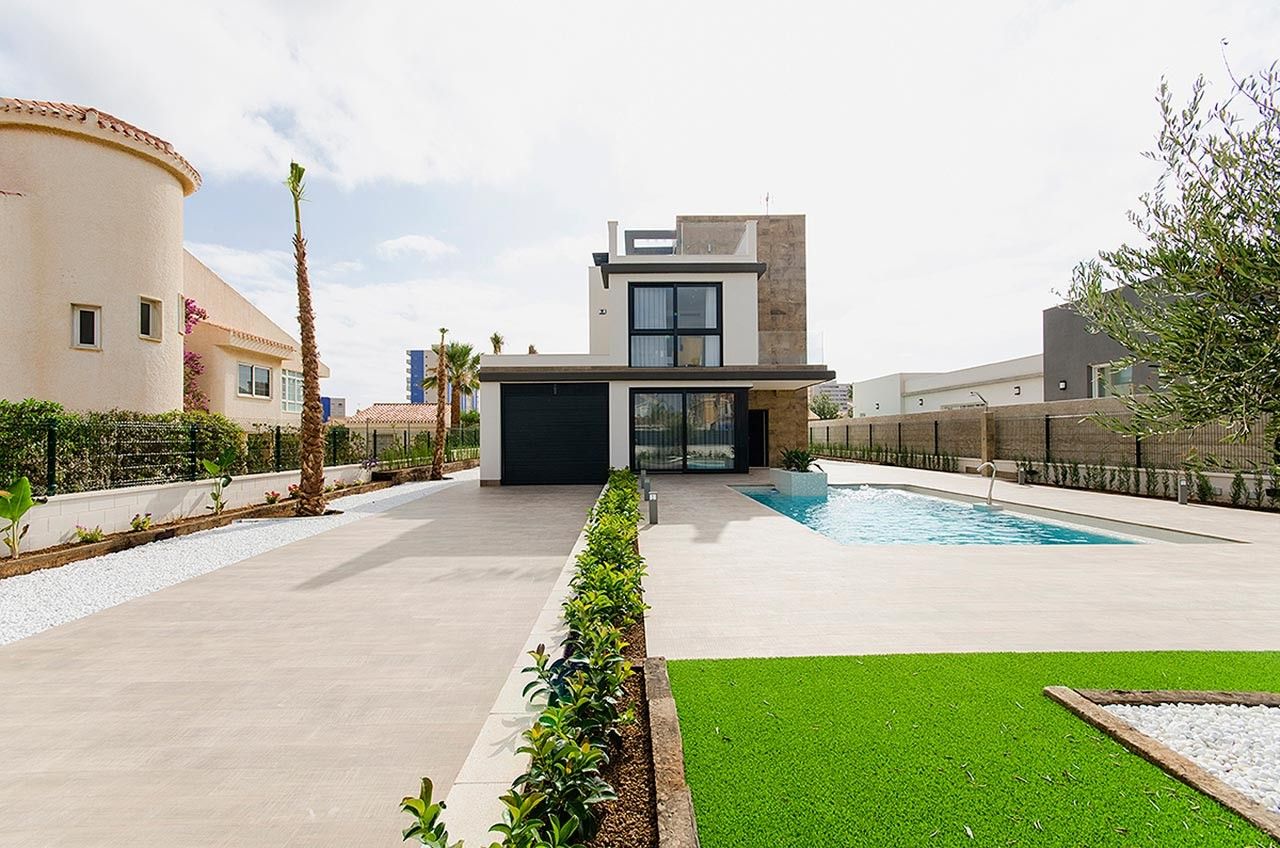 Villa in Orihuela Costa, Spain, 150 m² - picture 1