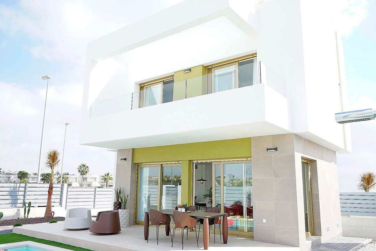 Villa in Los Montesinos, Spain, 109 m² - picture 1