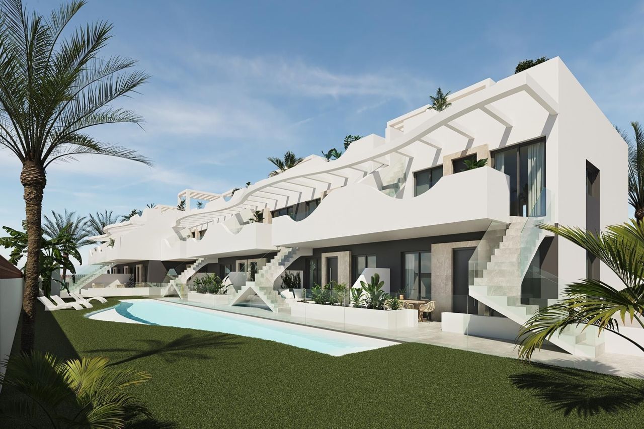 Bungalow à Pilar de la Horadada, Espagne, 68 m² - image 1