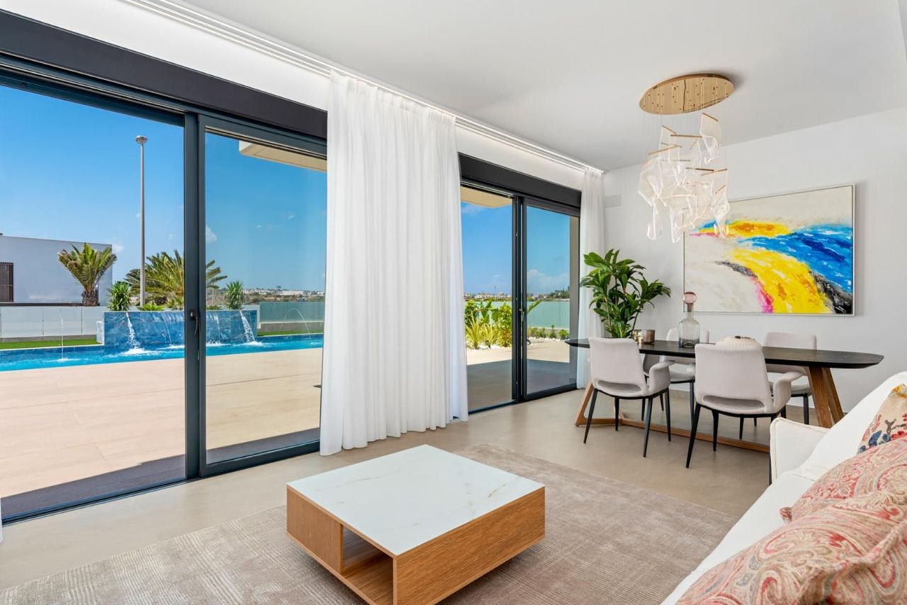 Villa in Orihuela Costa, Spain, 153 m² - picture 8