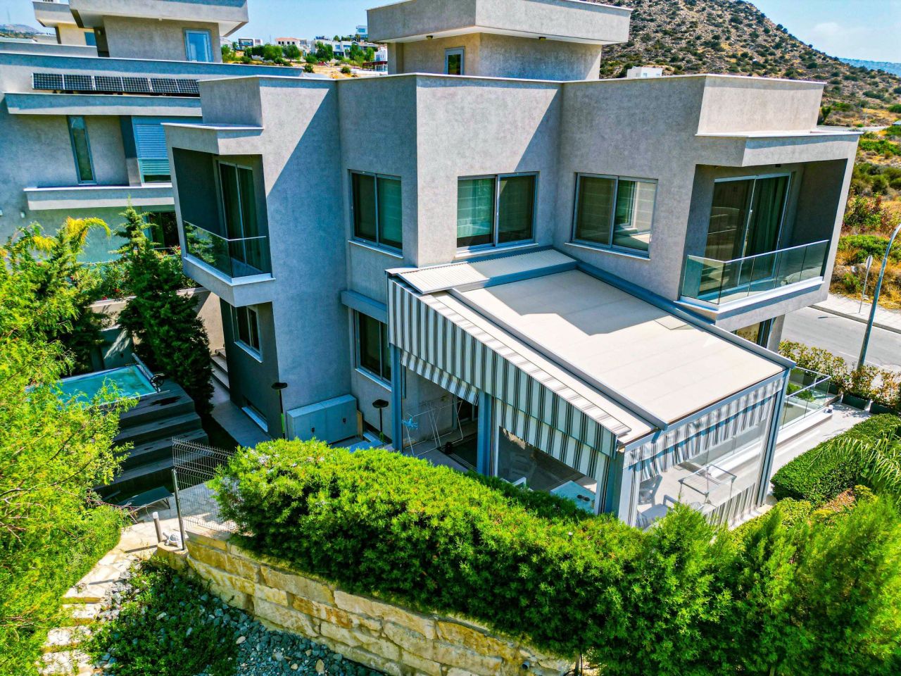 House in Germasogeia, Cyprus, 328 m² - picture 1