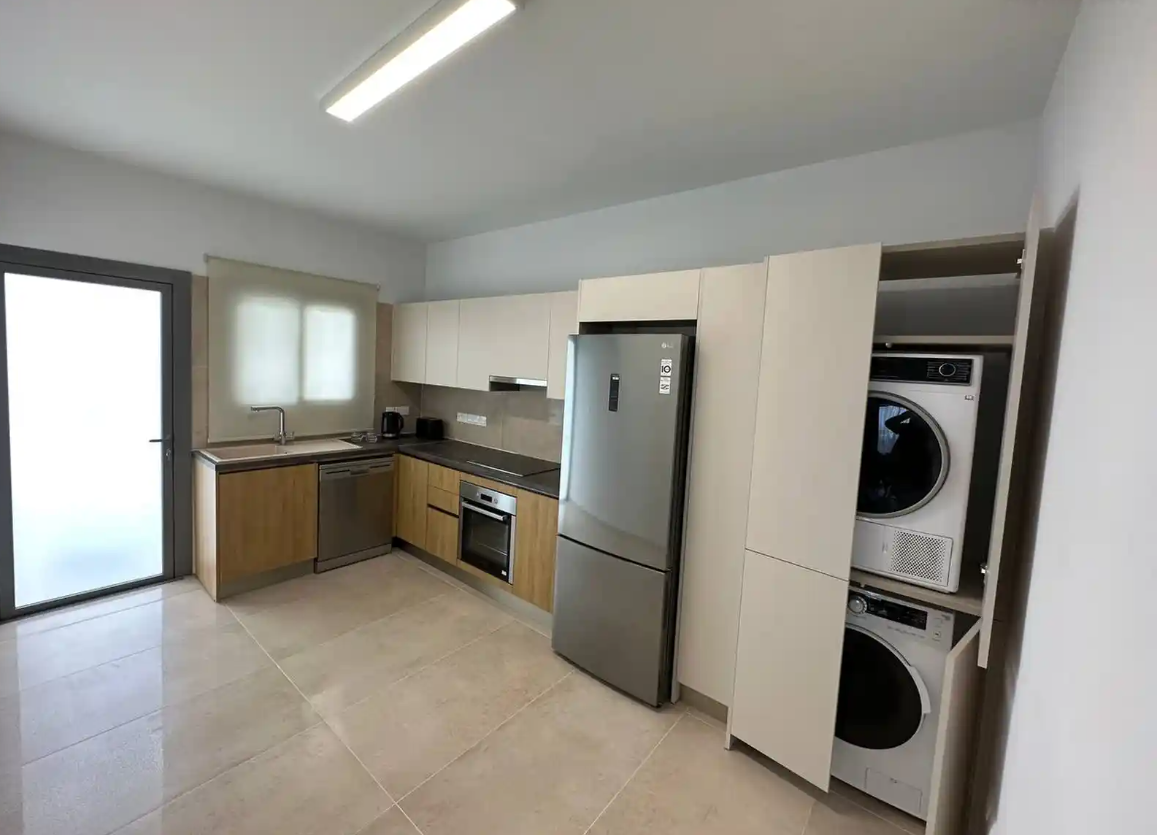 Apartment in Germasogeia, Zypern, 195 m² - Foto 1
