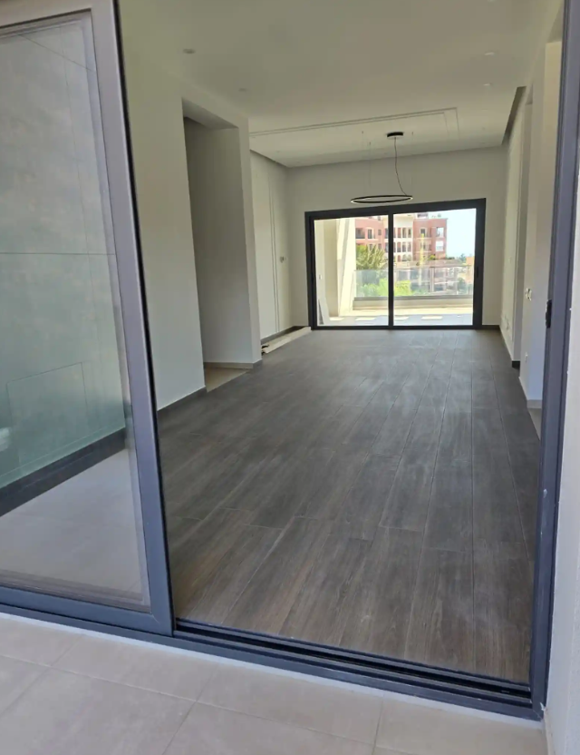 Apartment in Germasogeia, Cyprus, 150 m² - picture 1