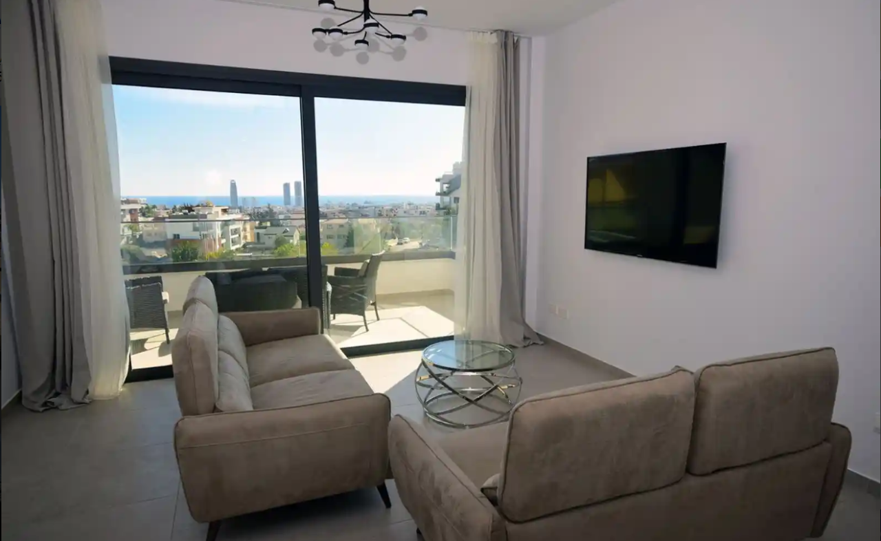 Apartamento en Agios Athanasios, Chipre, 86 m² - imagen 1