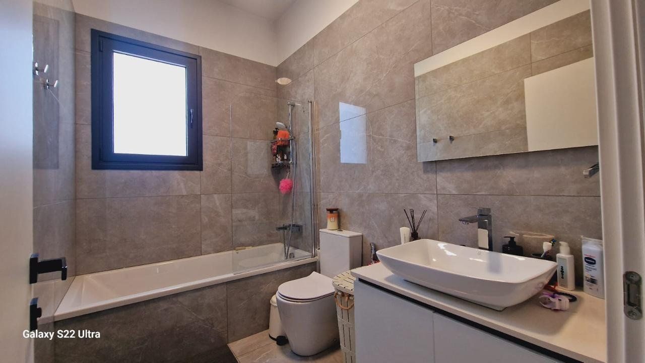 Apartment in Germasogeia, Cyprus - picture 1